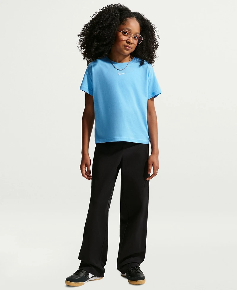 Nike Big Girls Sportswear Essential Cotton Swoosh Logo T-Shirt