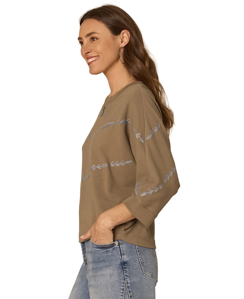 Democracy Women's Embroidered V-Neck Knit Top