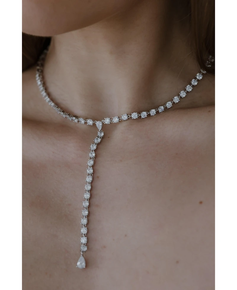 Untamed Petals Glimmer Pendant