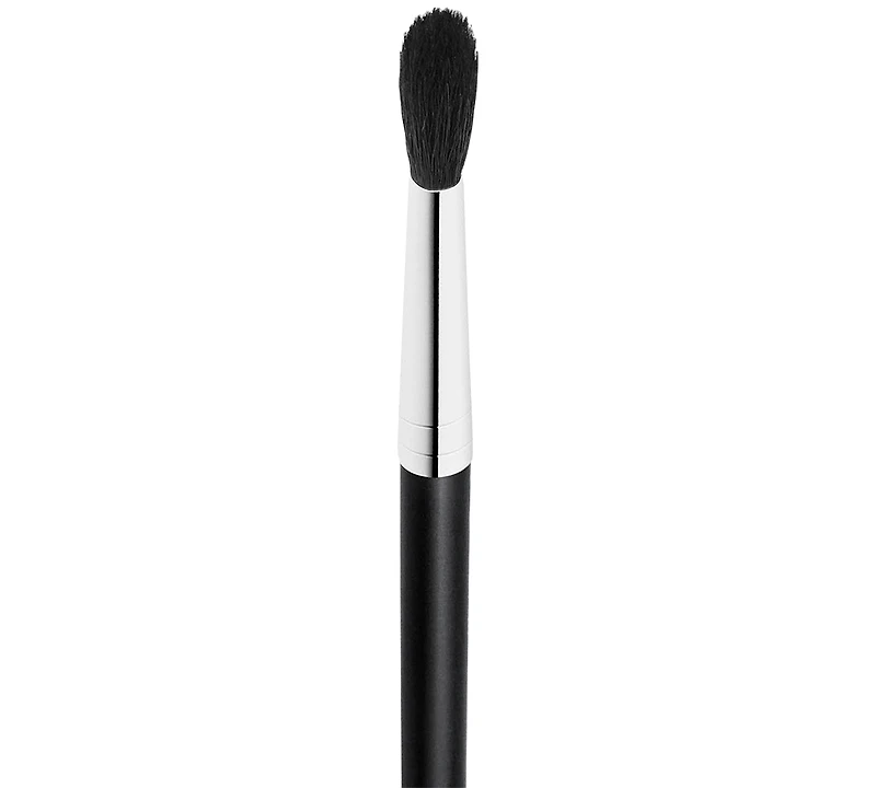 Mac 224S Tapered Blending Brush