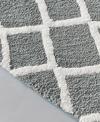 Madison Park Bittman Tufted Reversible Microfiber Bath Rug, 21" x 34"