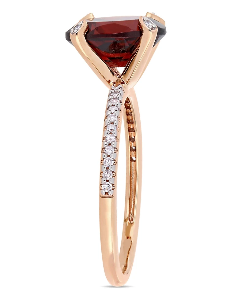 Garnet (3 ct.t.w.) and Diamond (1/10 Ring 10k Rose Gold