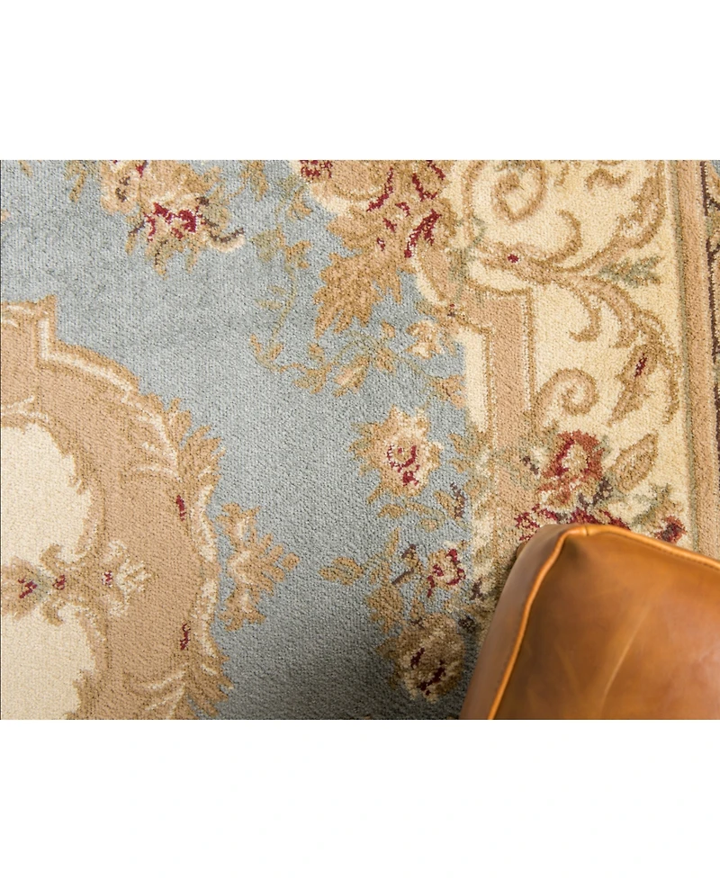 Bayshore Home Belvoir Blv3 5' x 8' Area Rug