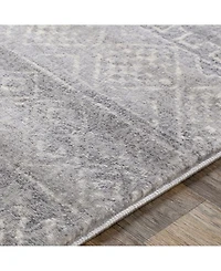 Livabliss Roma Rom- 5'3" x 7'1" Area Rug