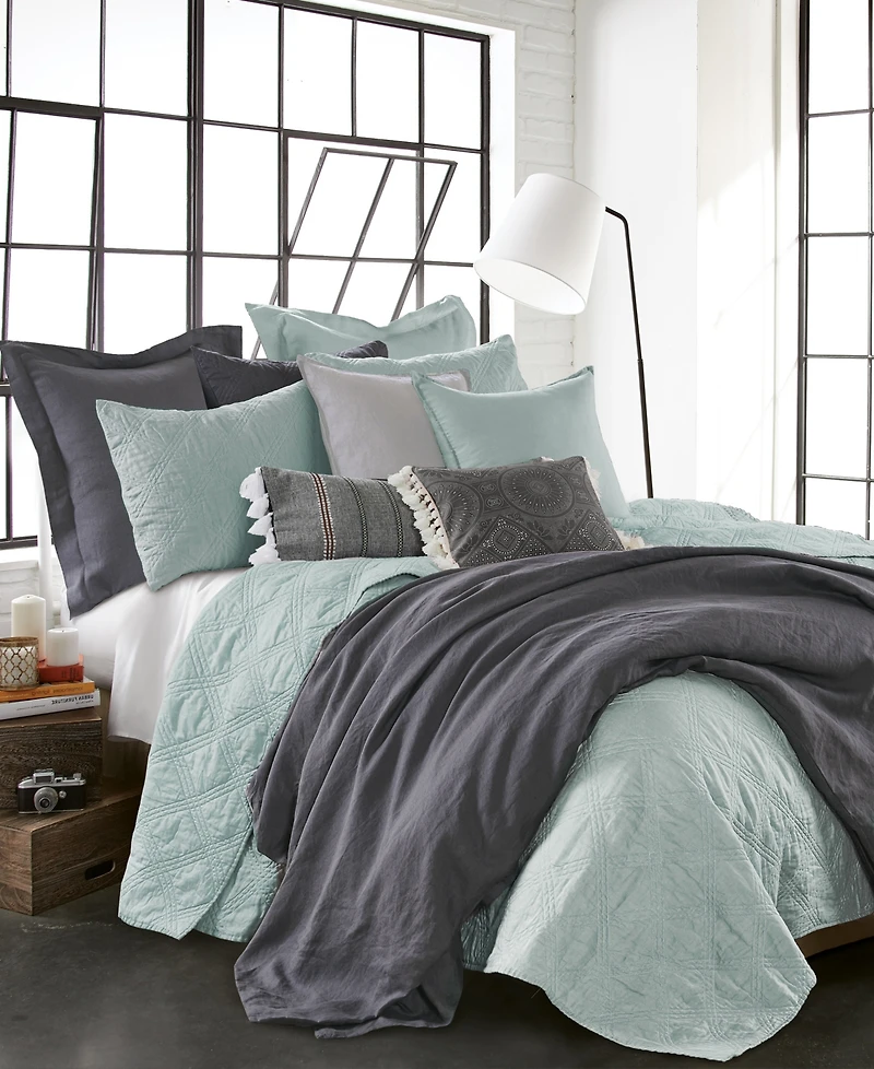 Levtex Washed Linen Relaxed Textured Quilt, Twin