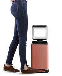 Betty Retro Mini Step-Open Trash Can