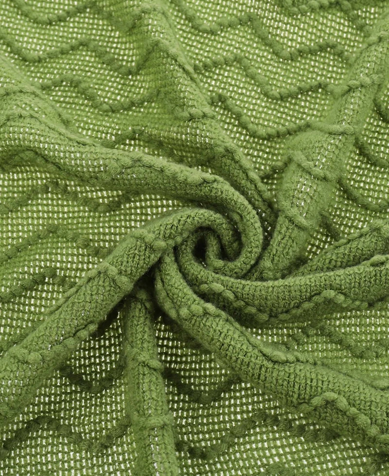 Happycare Textiles Solid Soft Zigzag Lightweight Throw, 60" x 50"
