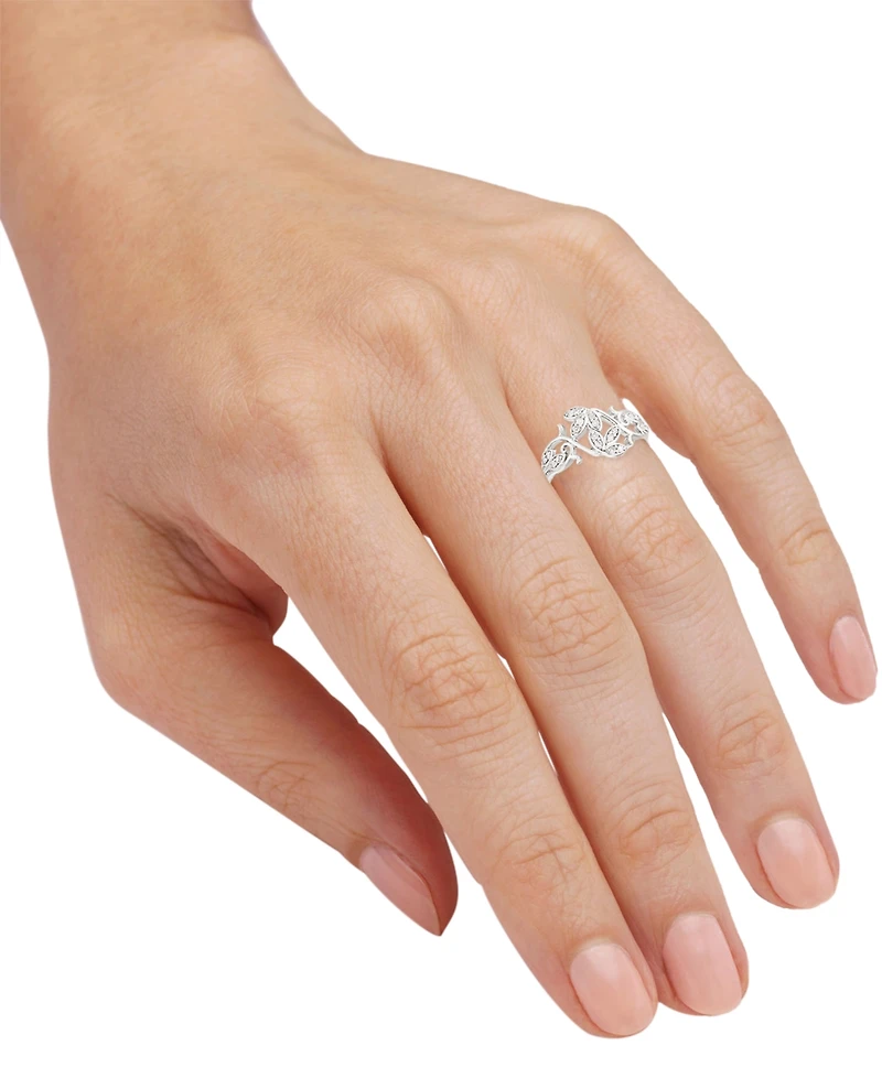 Diamond Vine-Inspired Ring (1/5 ct. t.w.) Sterling Silver.