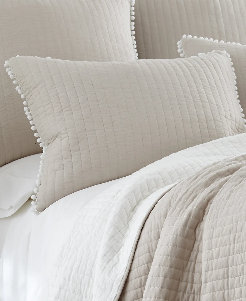 Levtex Pom Pom Quilt, Twin