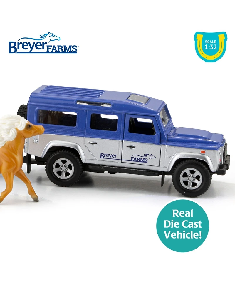 Breyer Horses Breyer Farms 1:32 Scale Land Rover Play Set, 4 Piece