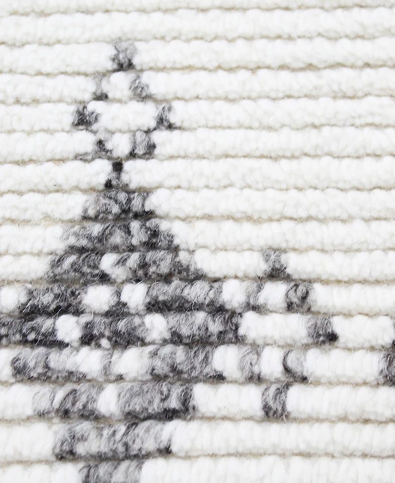 Bashian Natural BN24 3' 6" x 5' 6" Area Rug