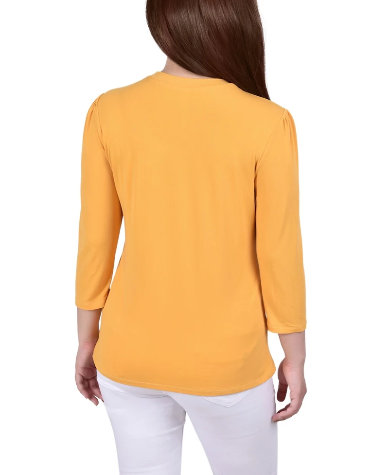 Petite 3/4 Sleeve Knit Crepe Studded Keyhole Top