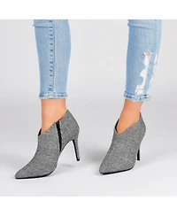 Journee Collection Women's Demmi Pointed Toe Shooties