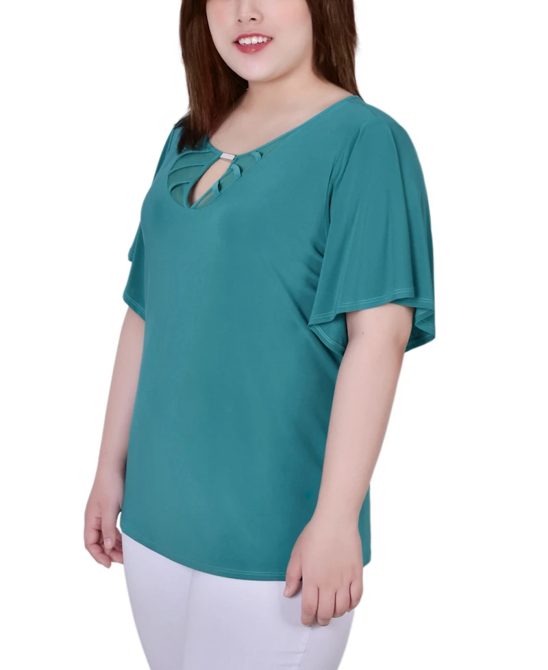 Plus Short Flutter Sleeve Knit Top