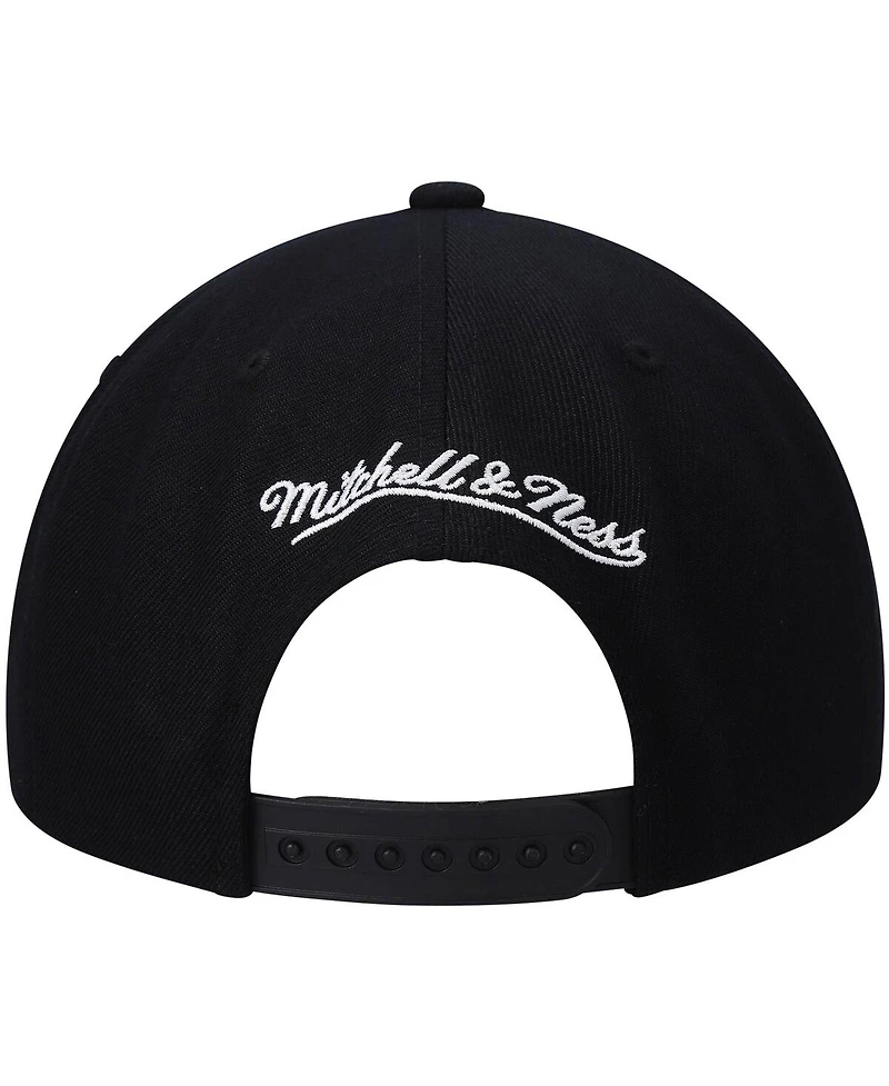 Men's Mitchell & Ness Black Sacramento Kings Hardwood Classics Script 2.0 Snapback Hat