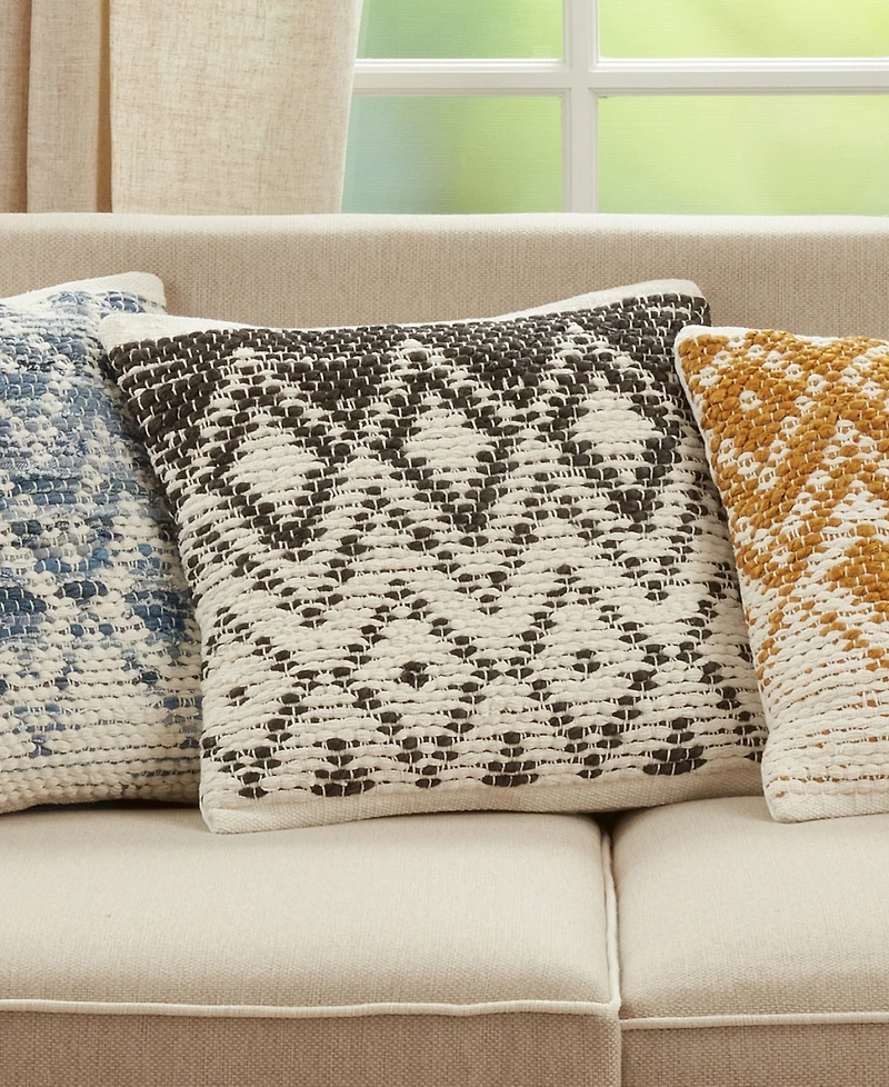 Saro Lifestyle Diamond Chindi Decorative Pillow, 18" x 18"