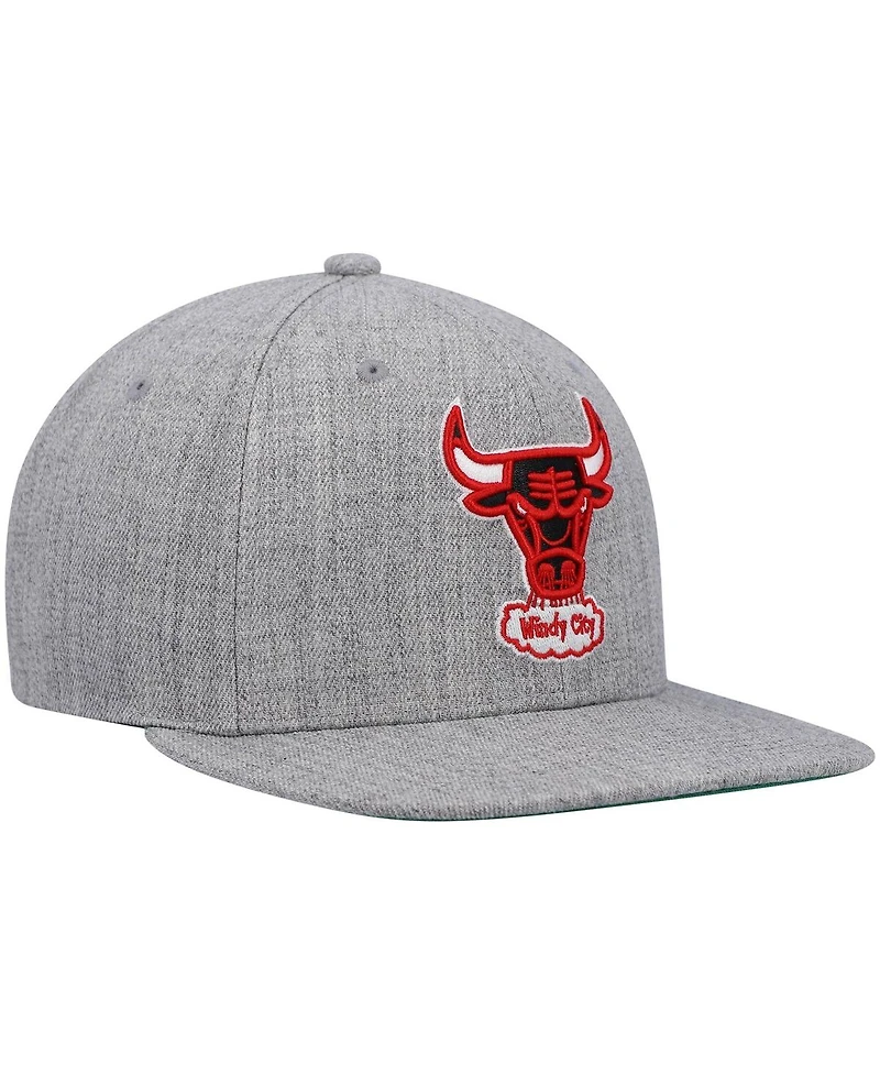 Men's Mitchell & Ness Heathered Gray Chicago Bulls Hardwood Classics Team 2.0 Snapback Hat