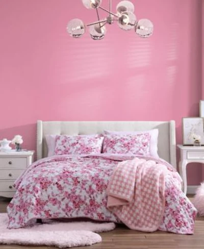 Betsey Johnson Floral Vineyard Quilt Set