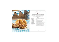 The Unofficial Disney Parks Epcot Cookbook: From School Bread in Norway to Macaron Ice Cream Sandwiches in France, 100 Epcot-Inspired Recipes for Eati