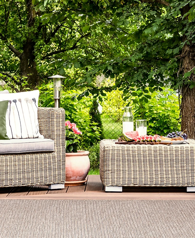 Liora Manne' Orly Texture 7'10" x 9'10" Outdoor Area Rug