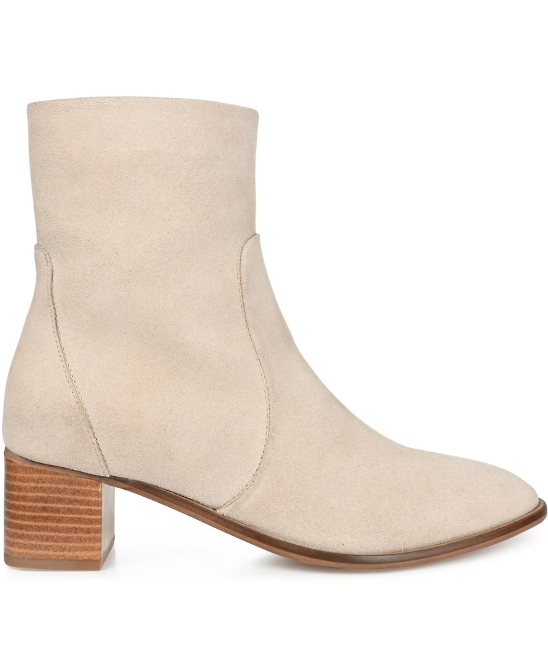 Journee Signature Women's Airly Booties