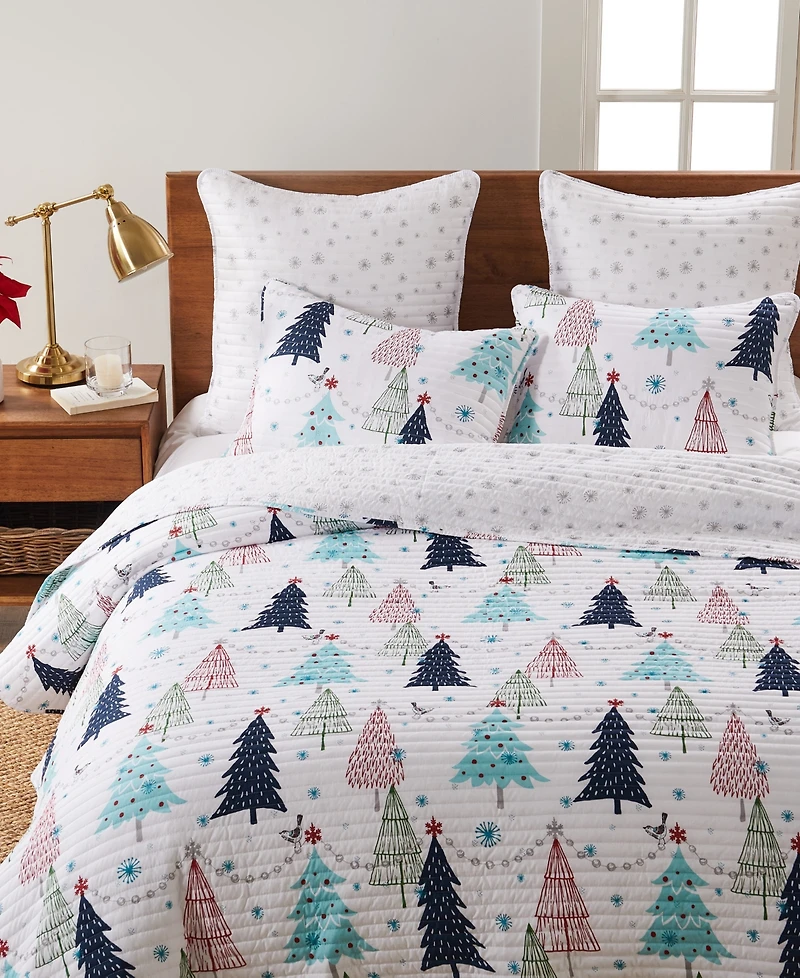 Levtex White Pine Printed Snowflake 2-Pc. Sham Set, European