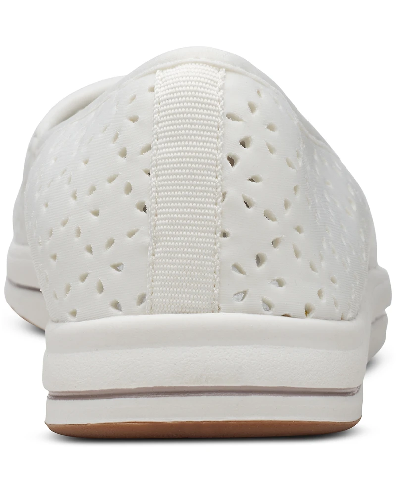 Clarks Women's Cloudsteppers Breeze Emily Perforated Loafer Flats