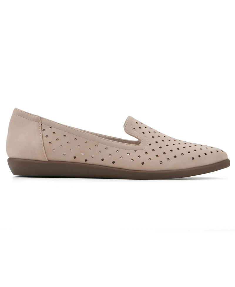 Cliffs by White Mountain Women's Melodic Comfort Flat