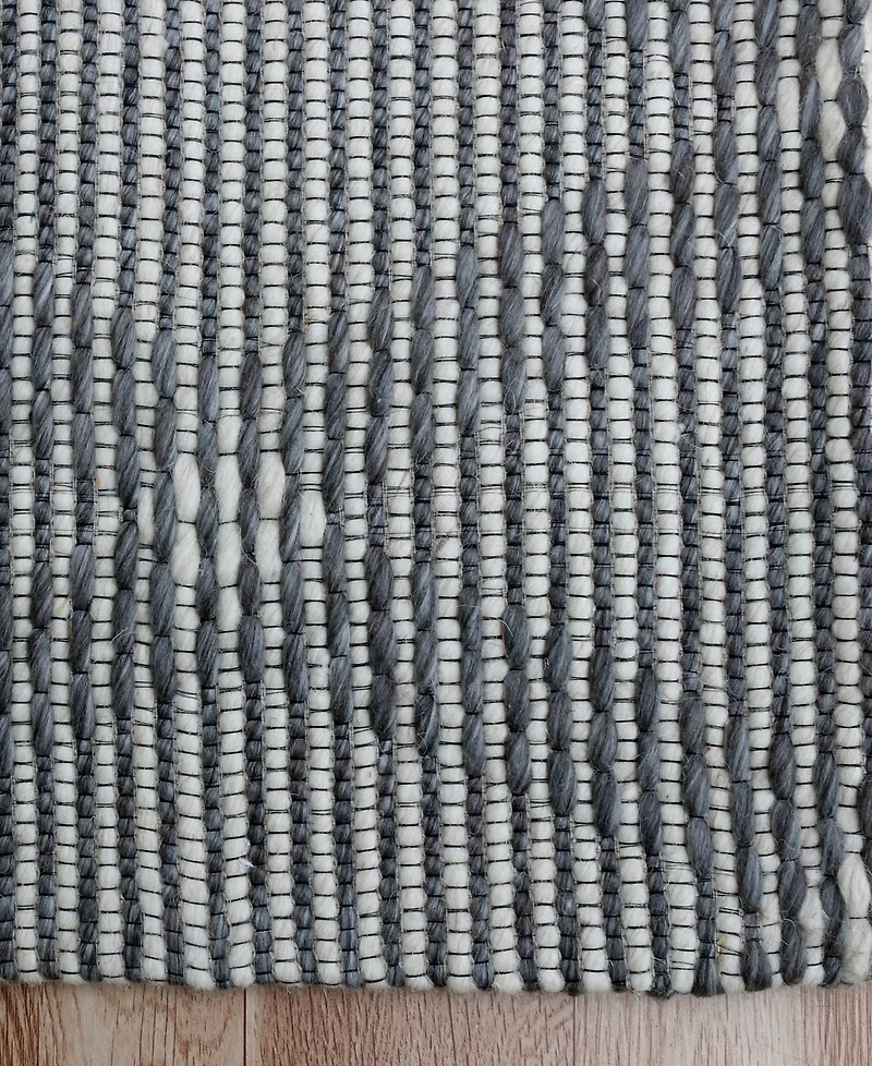 Lr Home Oslo Blas 5' x 7'9" Area Rug