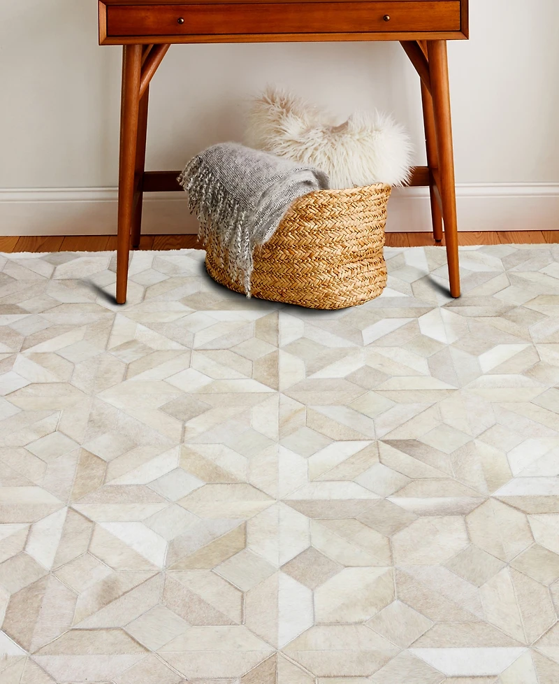 Bashian Cowhide CWH40 4' x 6' Area Rug