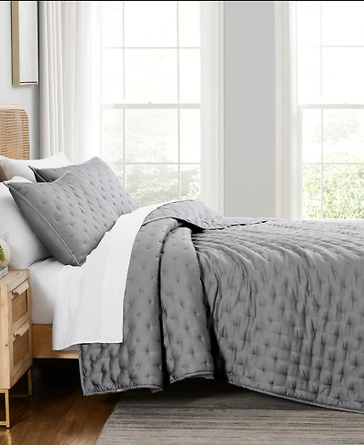 Southshore Fine Linens Luxurious 100% Viscose 3-Pc. Quilt Set, Queen