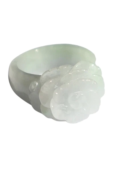 Rose — Off-White Jade Ring
