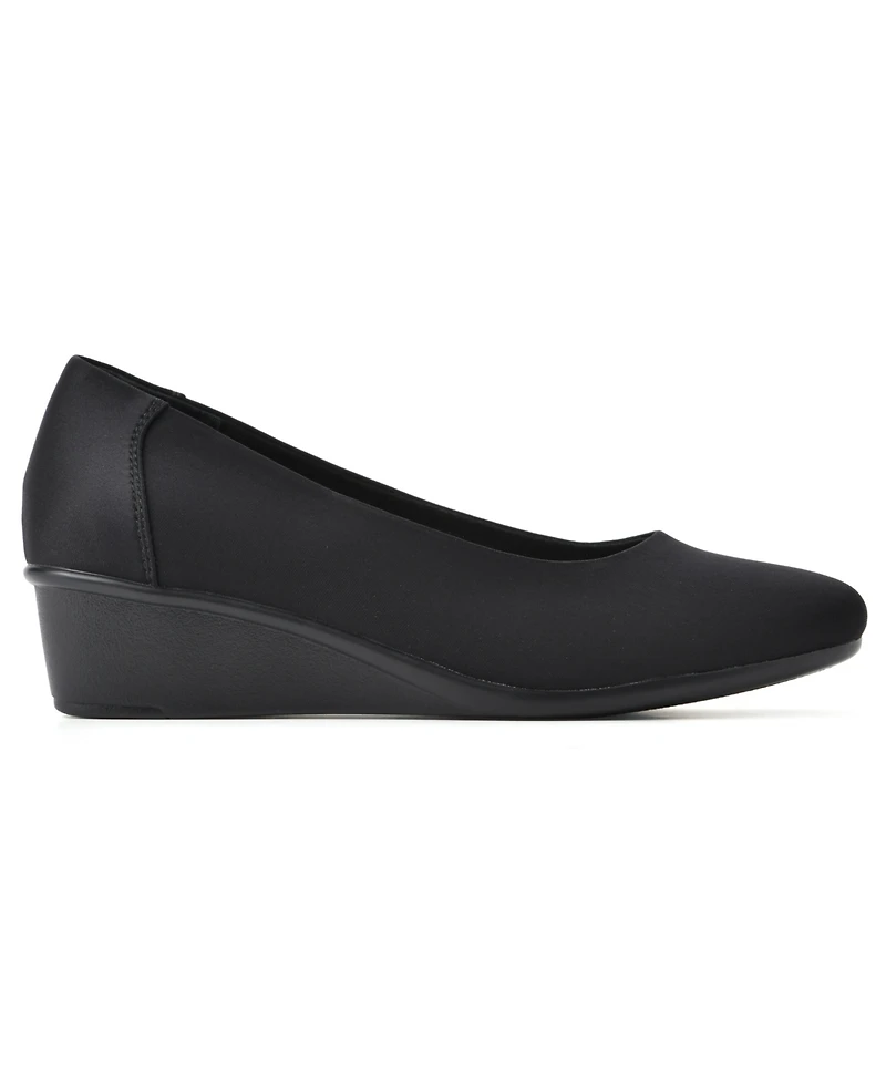 Cliffs by White Mountain Women's Boldness Ballet Wedge Style Shoe