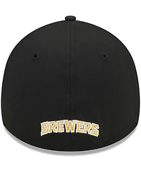 Men's New Era Black Milwaukee Brewers Logo 39THIRTY Flex Hat