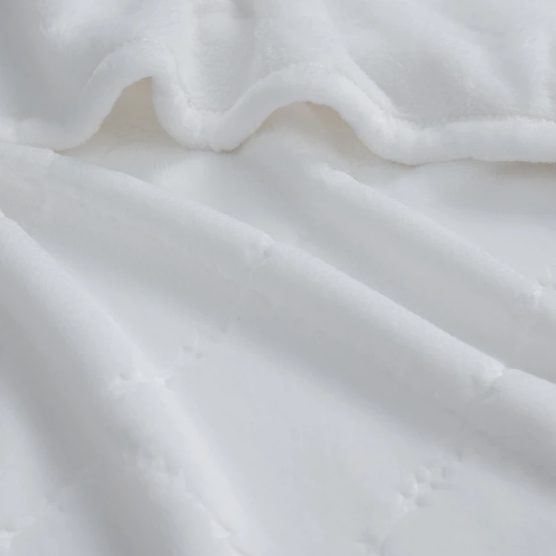 Kate Aurora Ultra Plush Contemporary Geometric Hypoellergenic Accent Throw Blanket - 50 in. W x 60 in. L