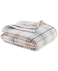 Berkshire Classic Velvety Plush Blanket, Twin