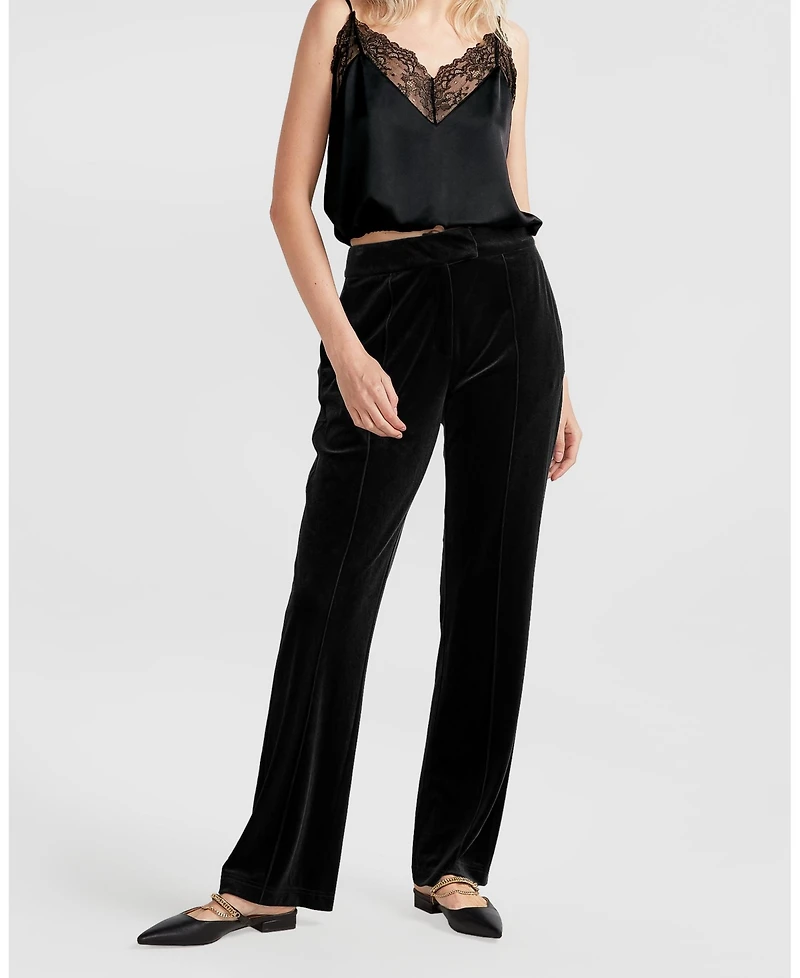 Belle & Bloom Women's Reverie Velvet Pant