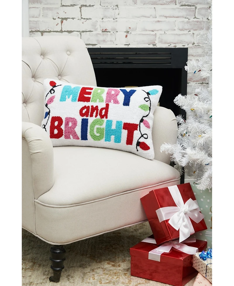 Merry And Bright Hooked Christmas Throw Pillow