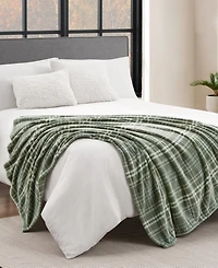 Lucky Brand Camper Plaid Cozy Plush Throw, 50" x 70"