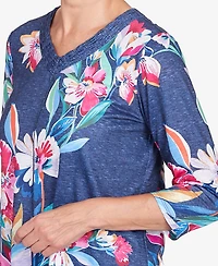 Alfred Dunner Petite in Full Bloom Placed Floral V-neck Top
