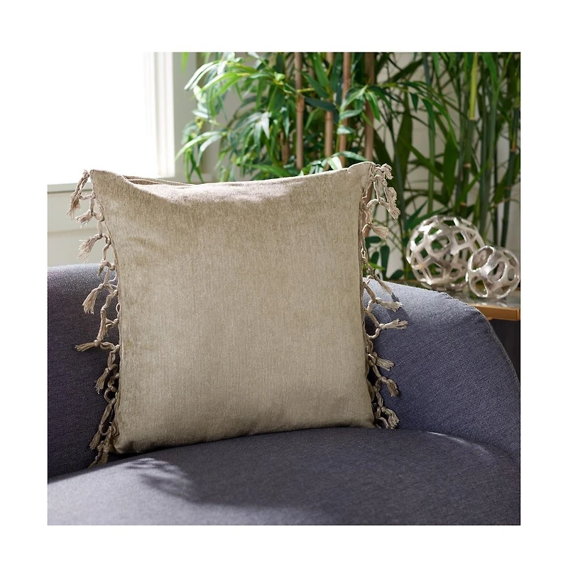 Safavieh Dandria 18" x Pillow