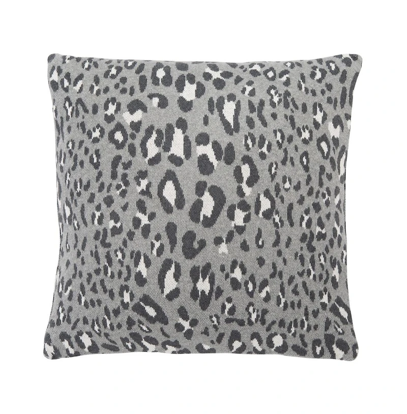 Safavieh Gwynn Leopard 18" x Pillow