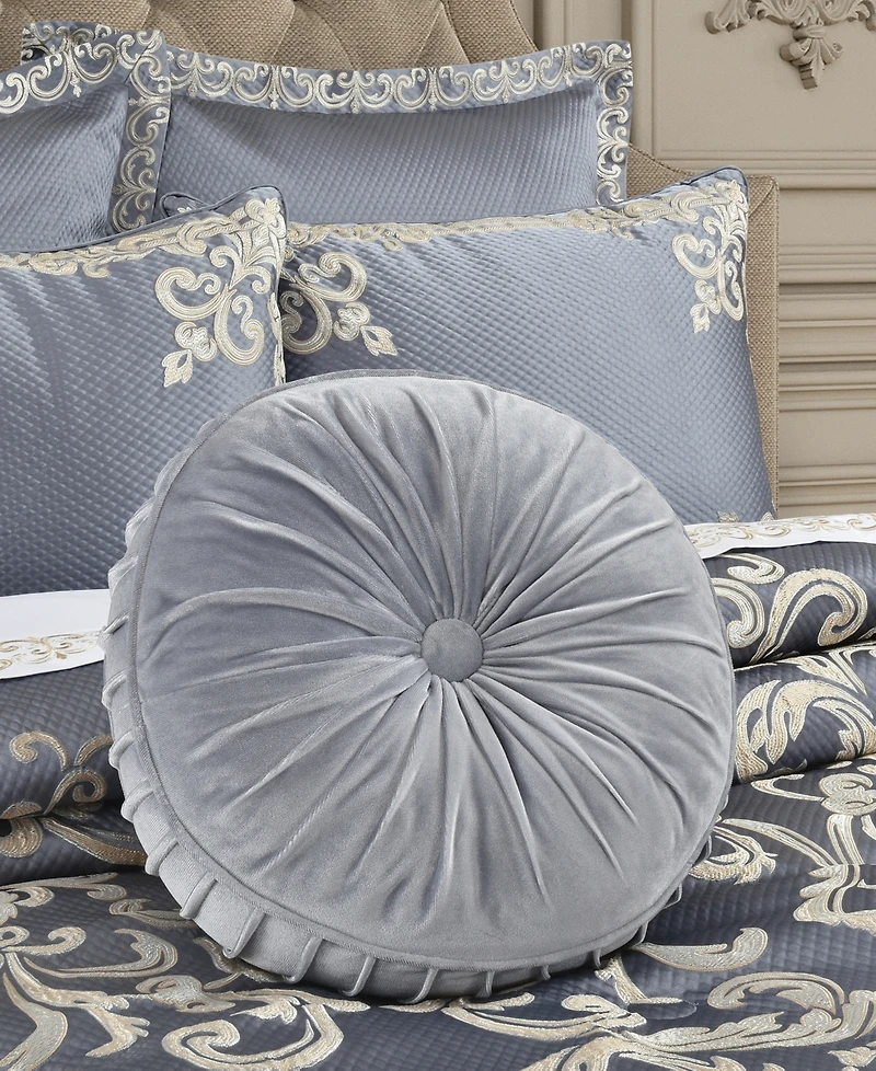 J Queen New York Dicaprio Tufted Decorative Pillow, 15" Round