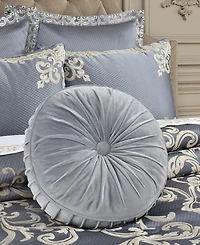 J Queen New York Dicaprio Tufted Decorative Pillow, 15" Round