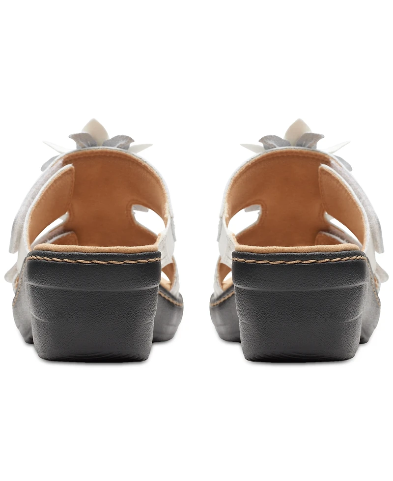 Clarks Merliah Raelyn Flower-Detail Wedge Heel Platform Sandals
