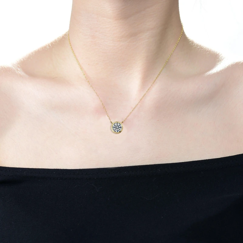 Elegant Clear Cubic Zirconia Round Stud Necklace