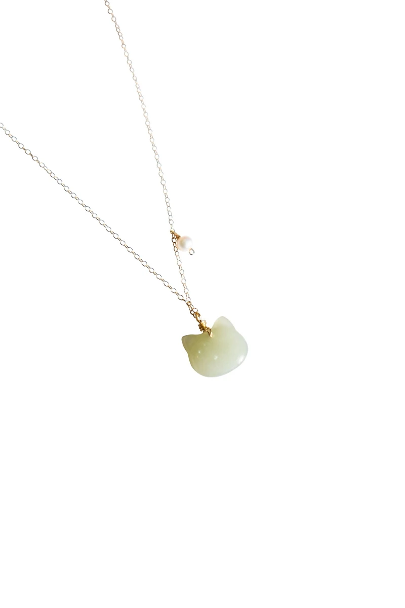 seree Choupette — Cat green jade pendant necklace