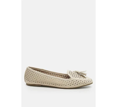 Women's feet nest perforated microfiber loafer