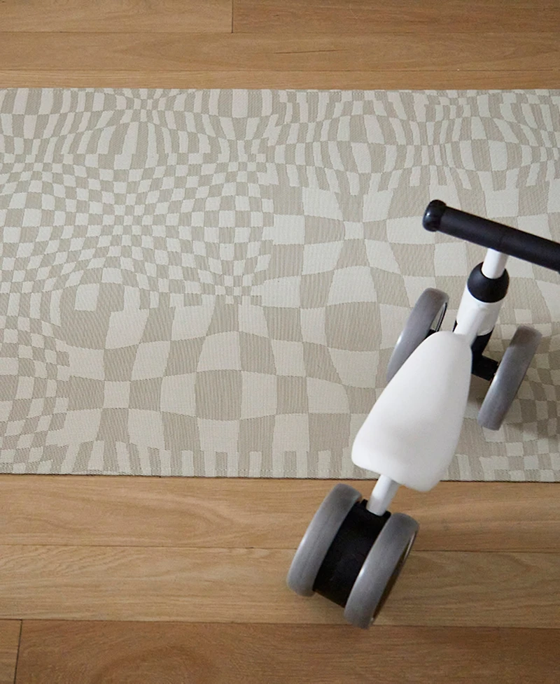 Chilewich Warp Rug 106" x 30"
