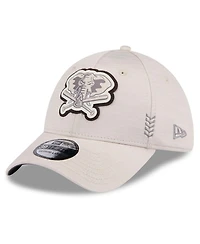 Men's New Era Cream Oakland Athletics 2024 Clubhouse 39THIRTY Flex Fit Hat